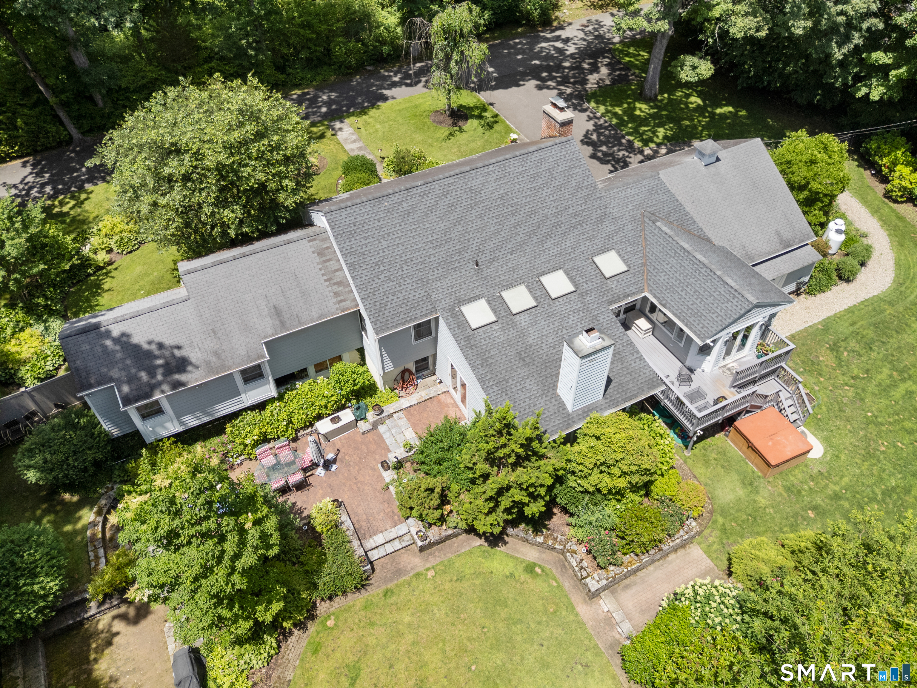 21 Hampton Lane New Canaan CT 06840