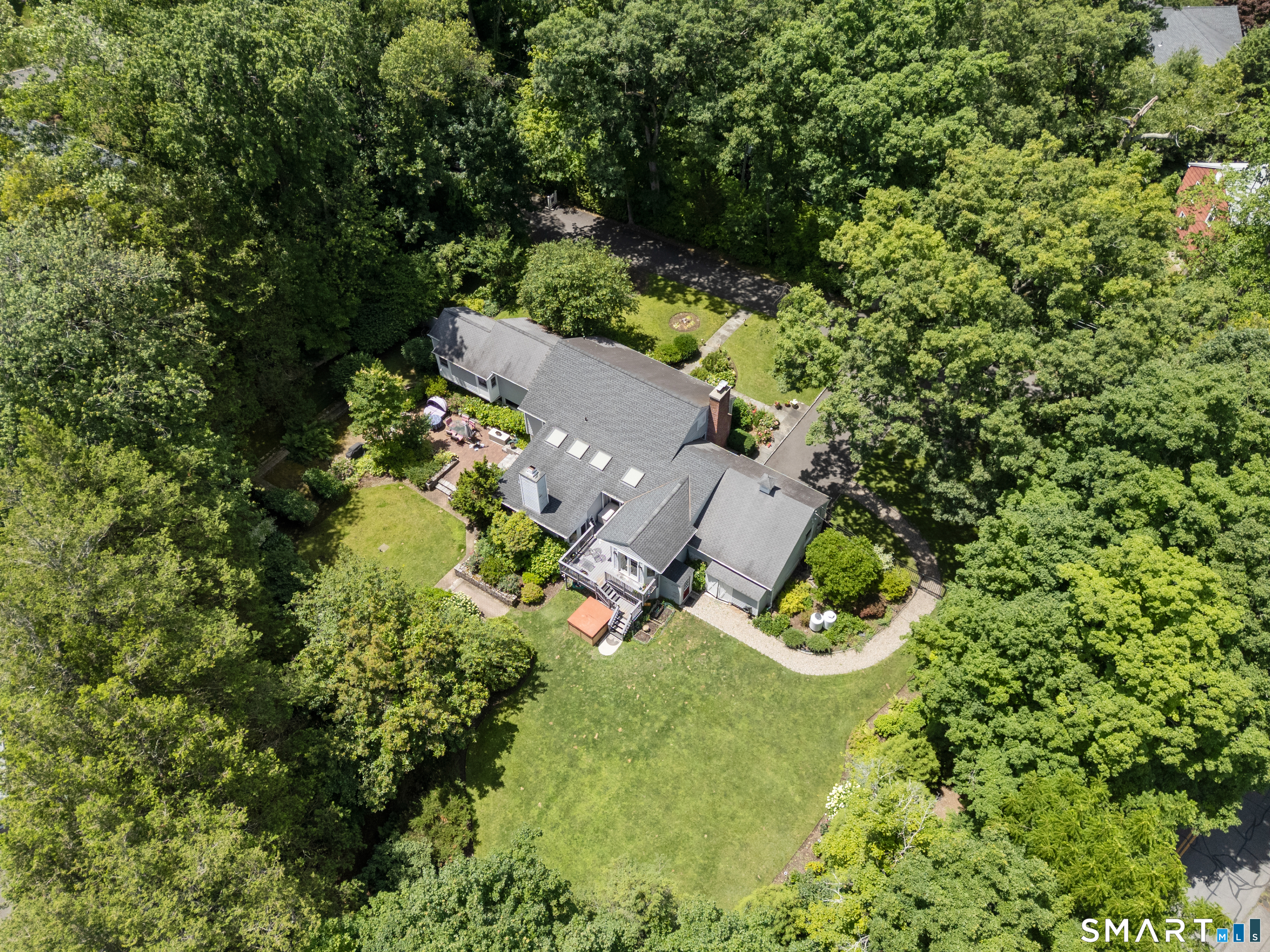 21 Hampton Lane New Canaan CT 06840