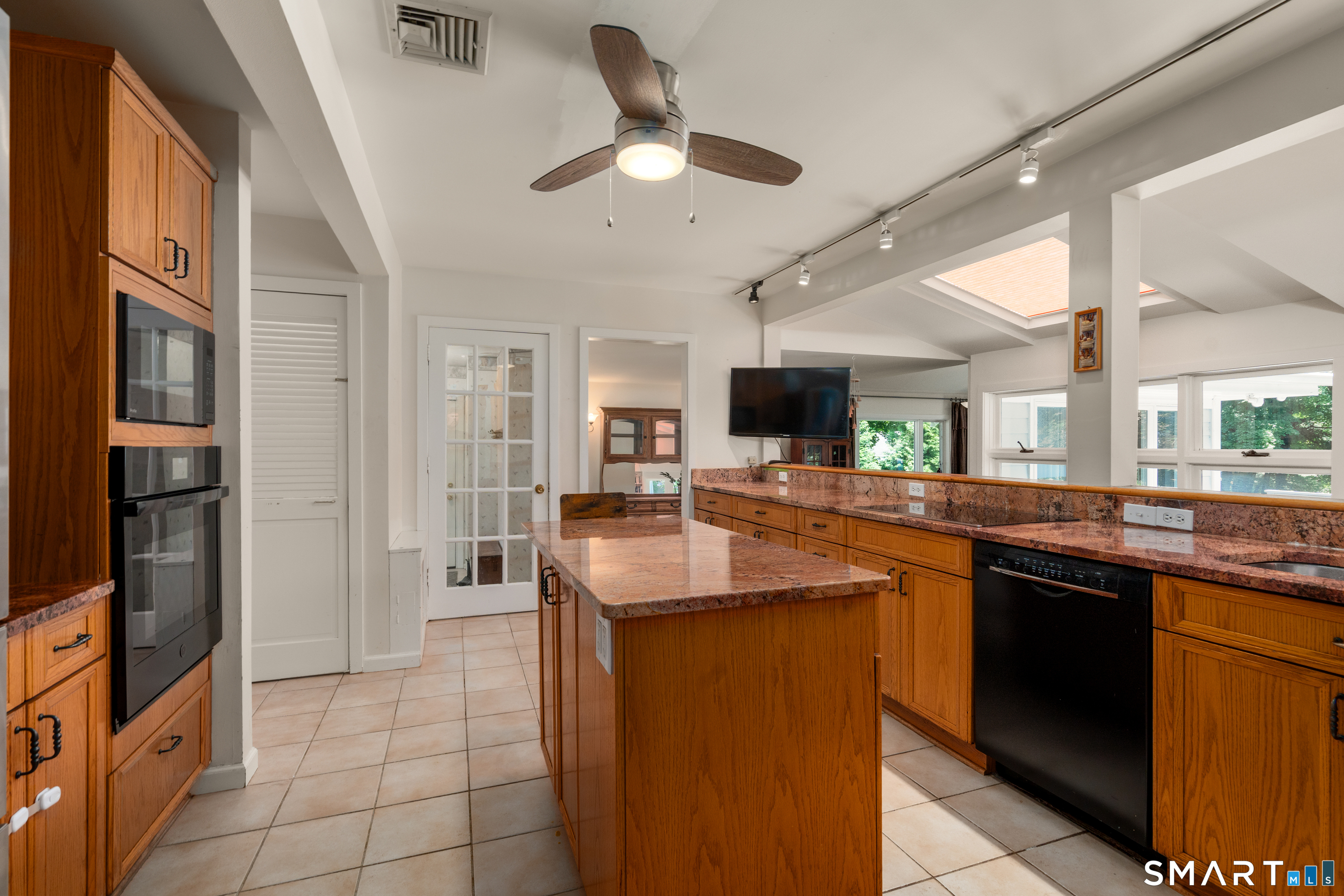 21 Hampton Lane New Canaan CT 06840