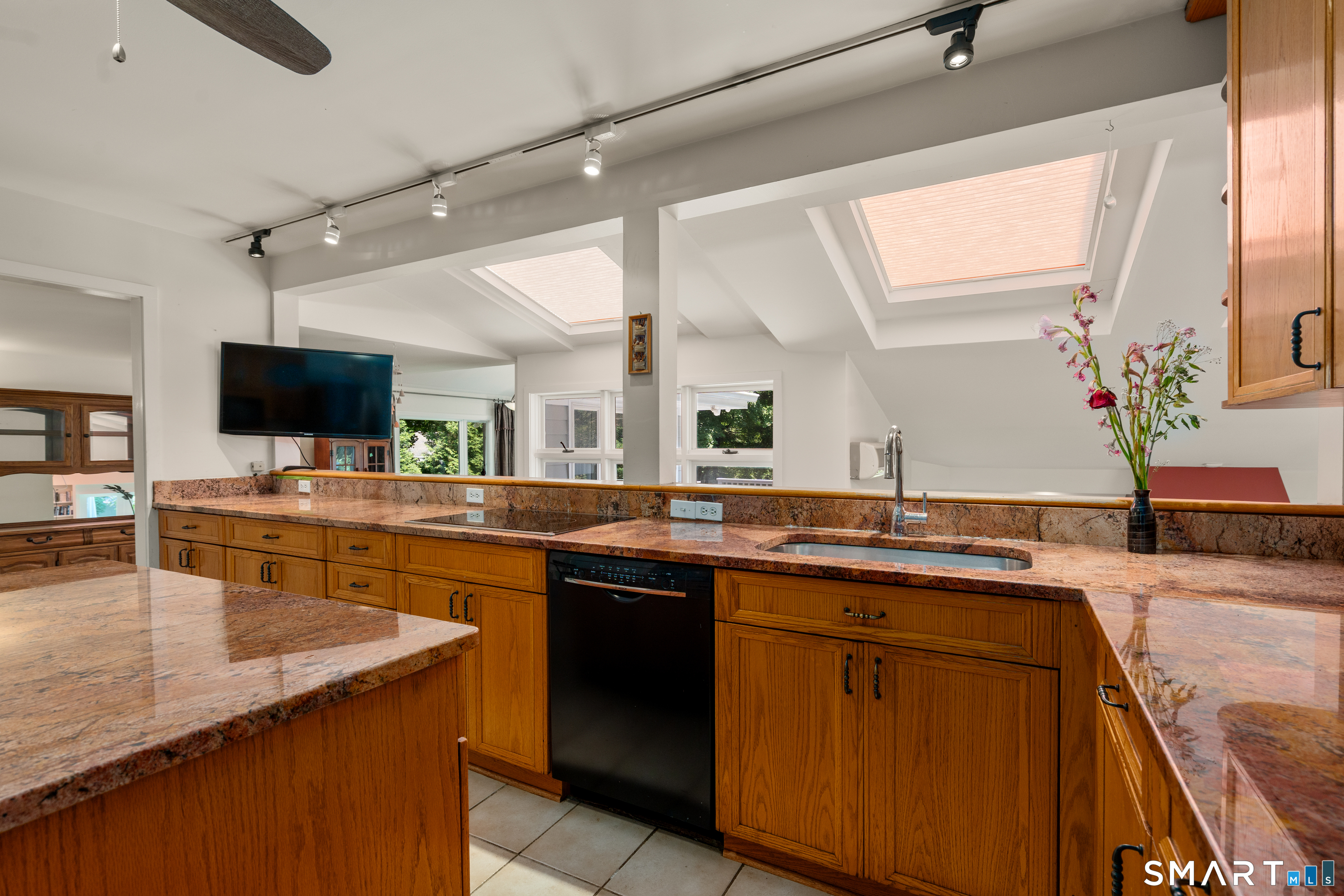 21 Hampton Lane New Canaan CT 06840