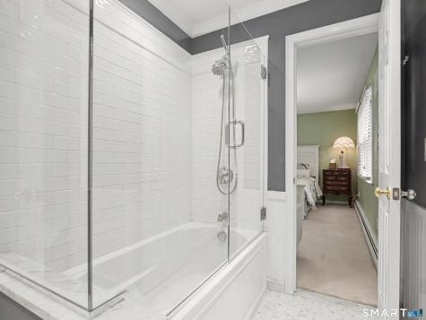 9 Fox Hollow Lane Newtown CT 06482