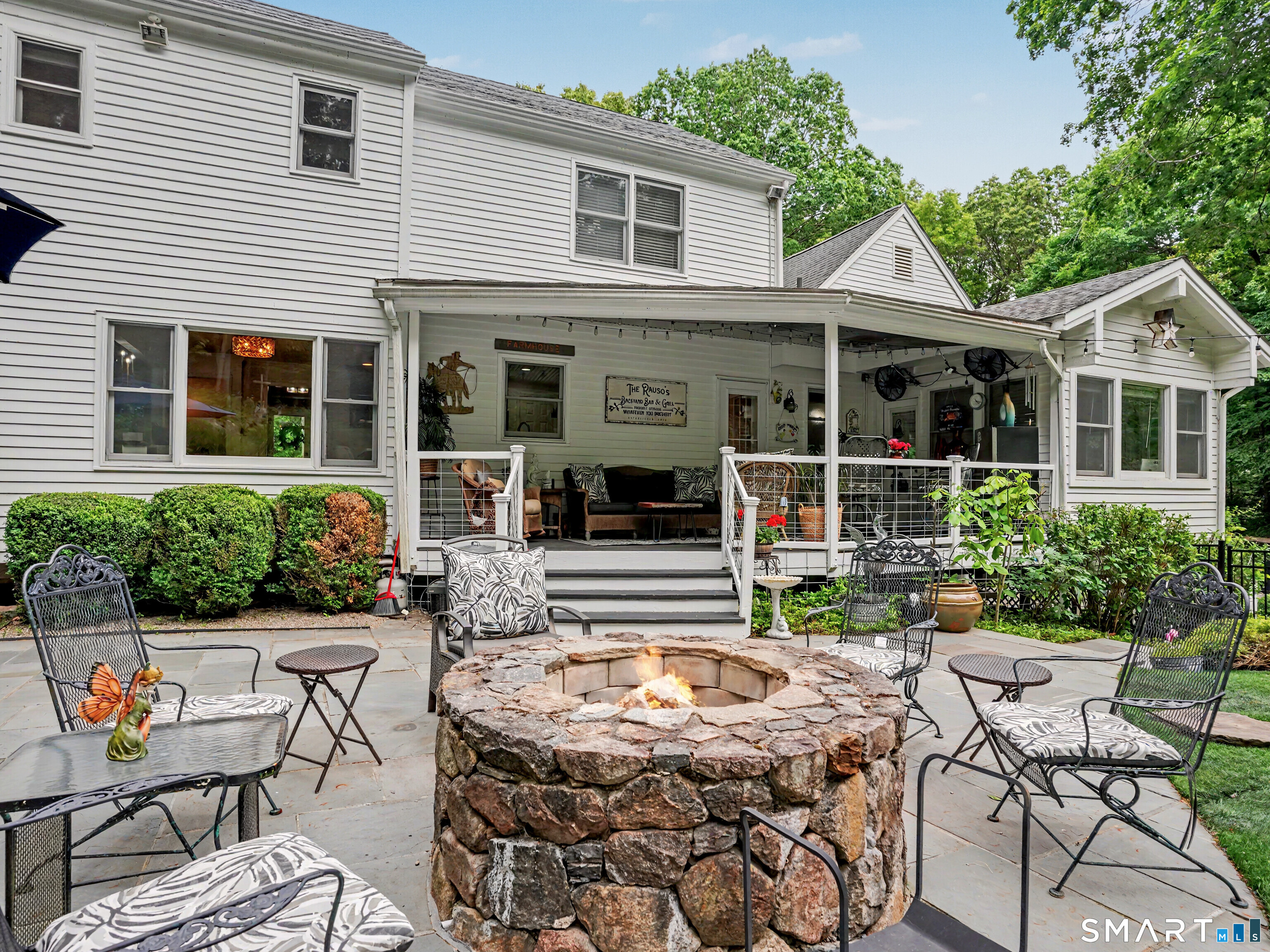 9 Fox Hollow Lane Newtown CT 06482