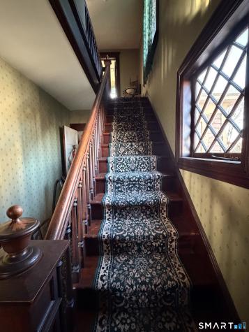 34 Mallory Street Danbury CT 06810