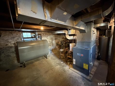 34 Mallory Street Danbury CT 06810