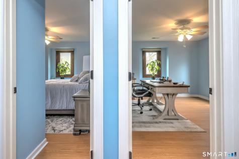 2262 Ridge Road North Haven CT 06473
