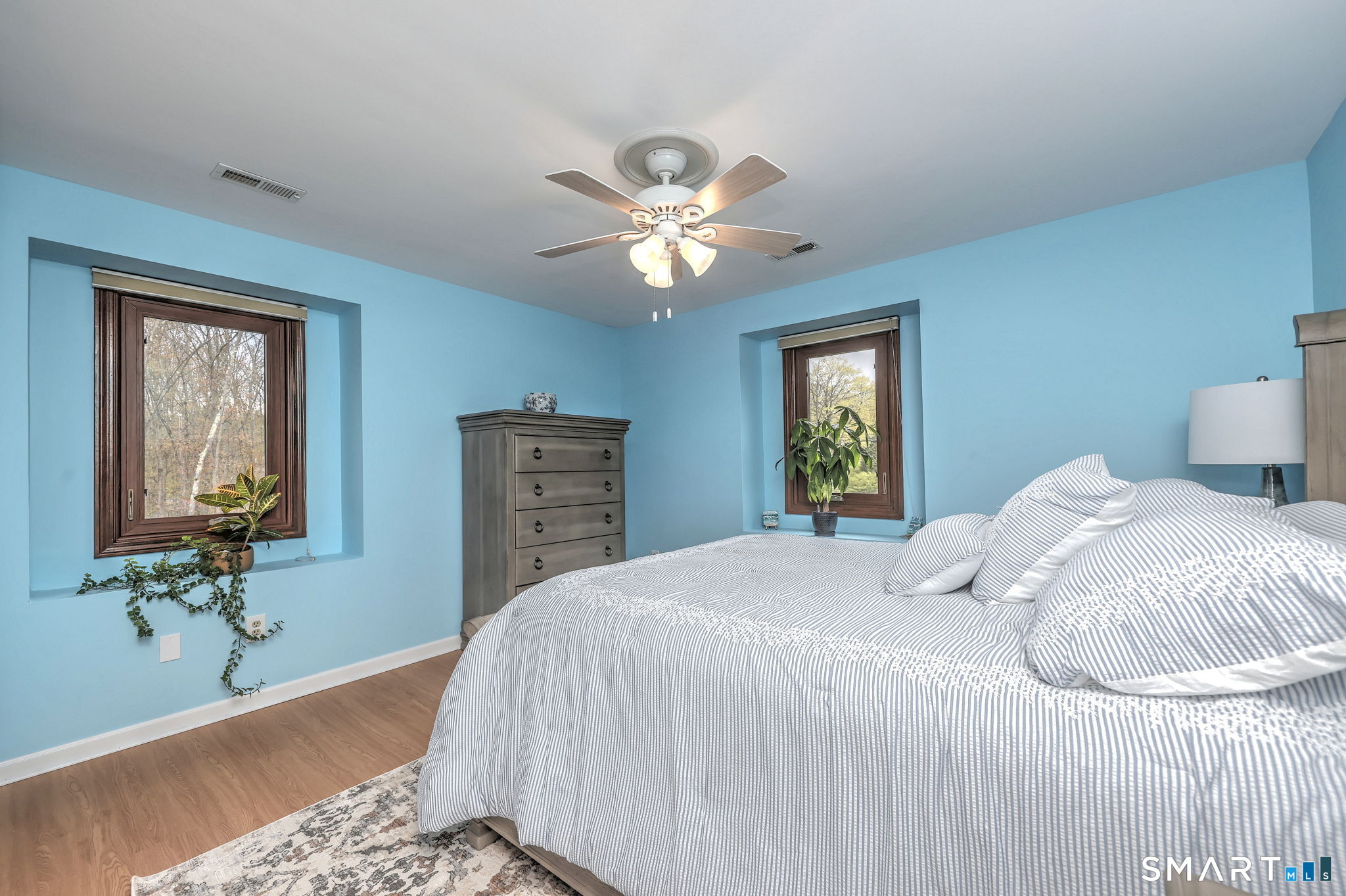 2262 Ridge Road North Haven CT 06473