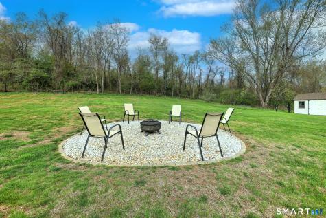 2262 Ridge Road North Haven CT 06473