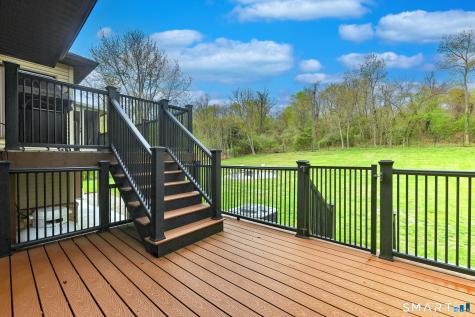 2262 Ridge Road North Haven CT 06473