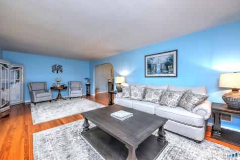 2262 Ridge Road North Haven CT 06473