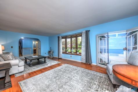 2262 Ridge Road North Haven CT 06473