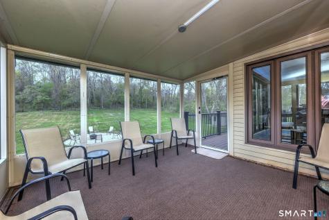 2262 Ridge Road North Haven CT 06473