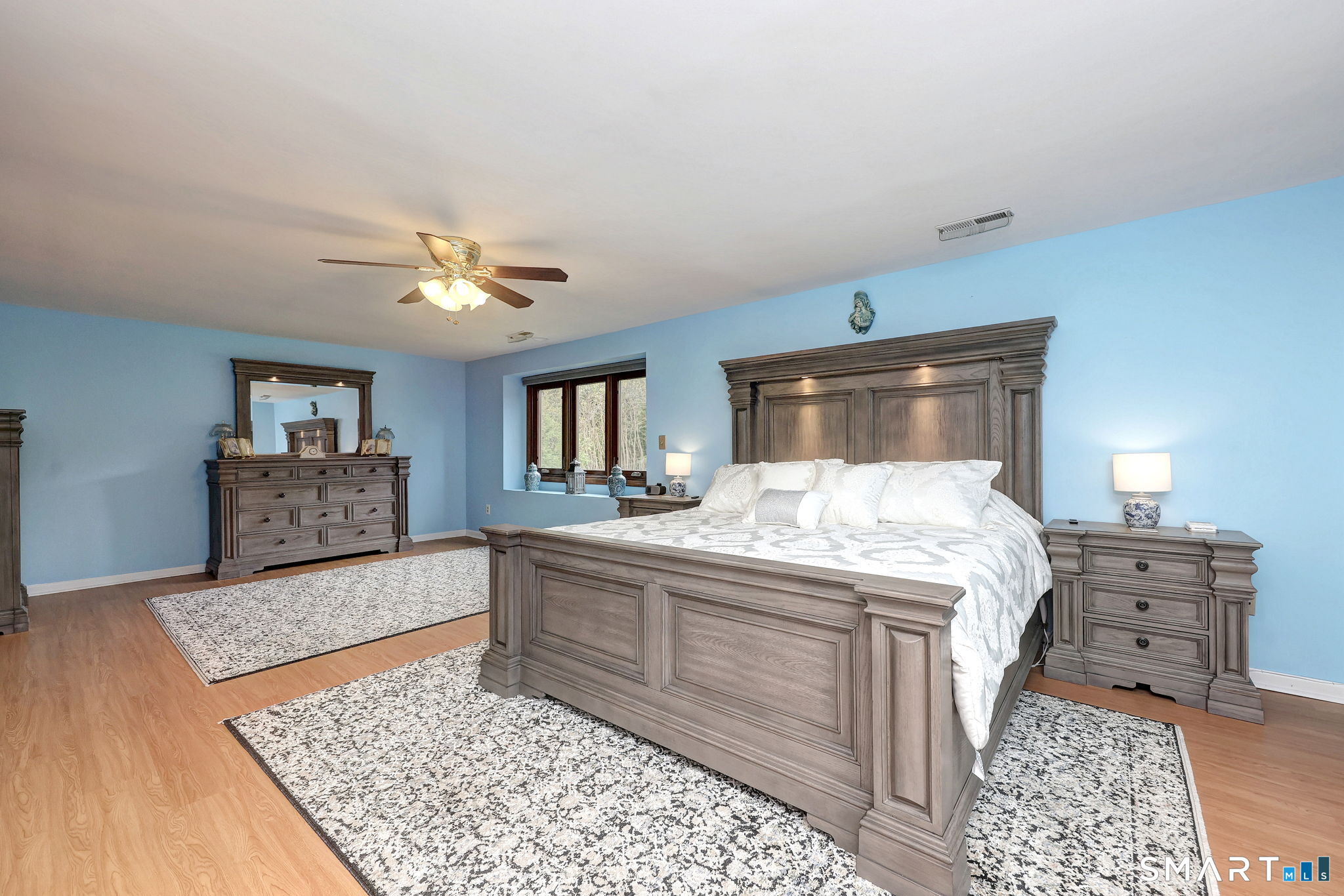 2262 Ridge Road North Haven CT 06473