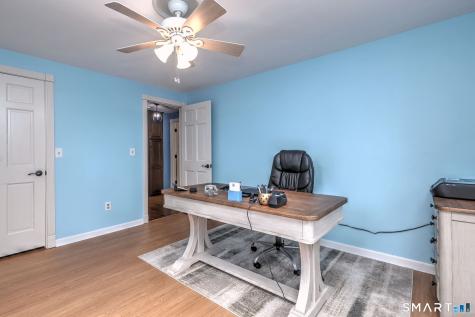 2262 Ridge Road North Haven CT 06473