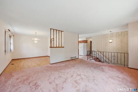 27 Homesteader Lane West Haven CT 06516