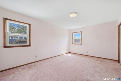27 Homesteader Lane West Haven CT 06516