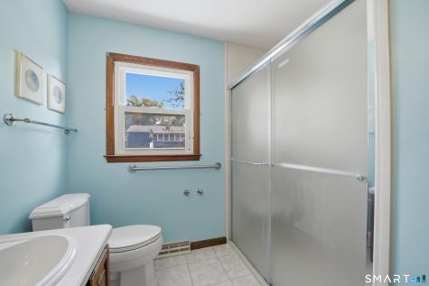 27 Homesteader Lane West Haven CT 06516