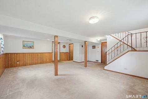 27 Homesteader Lane West Haven CT 06516