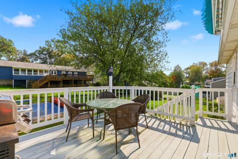 27 Homesteader Lane West Haven CT 06516