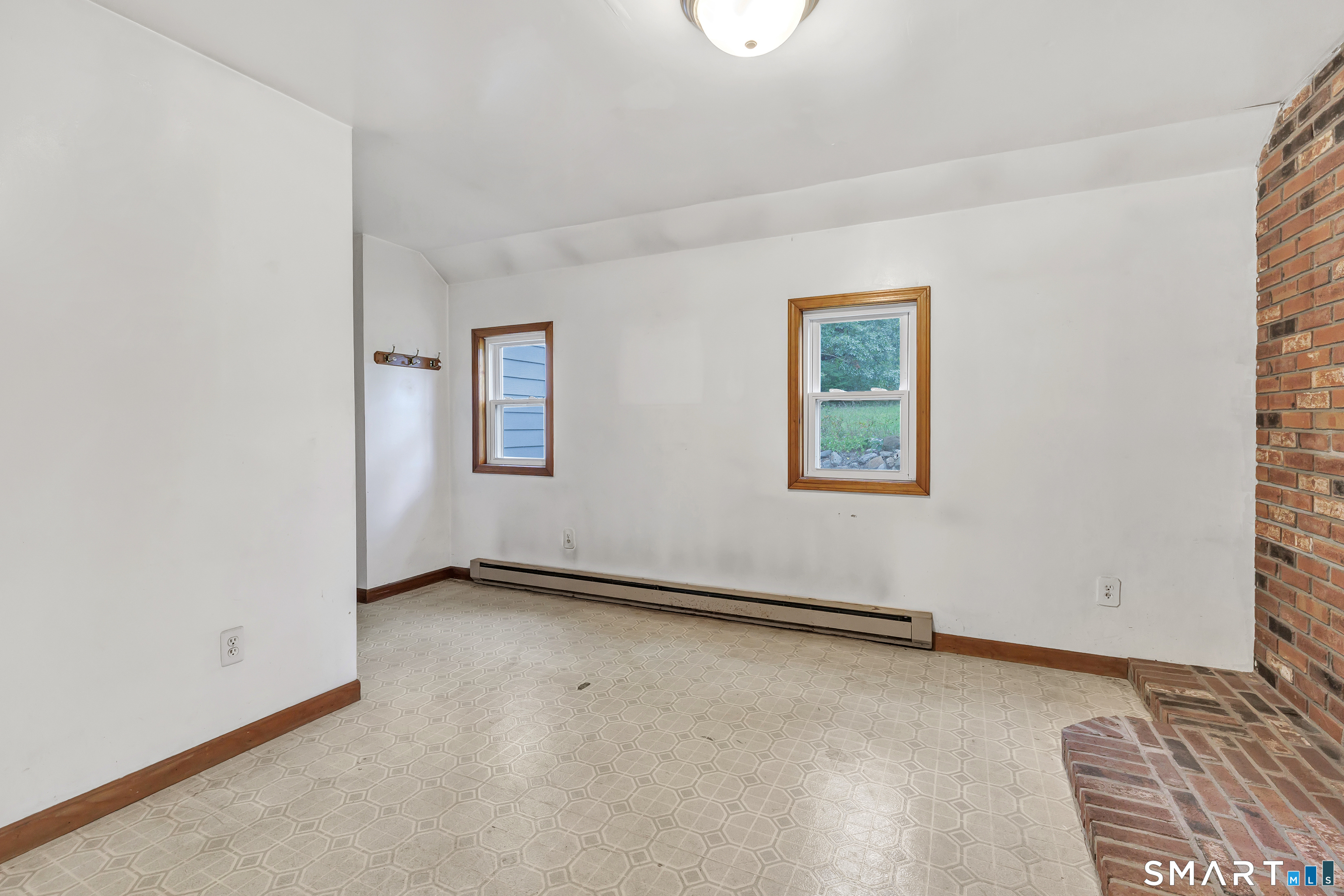 22 Tomlinson Road Seymour CT 06483