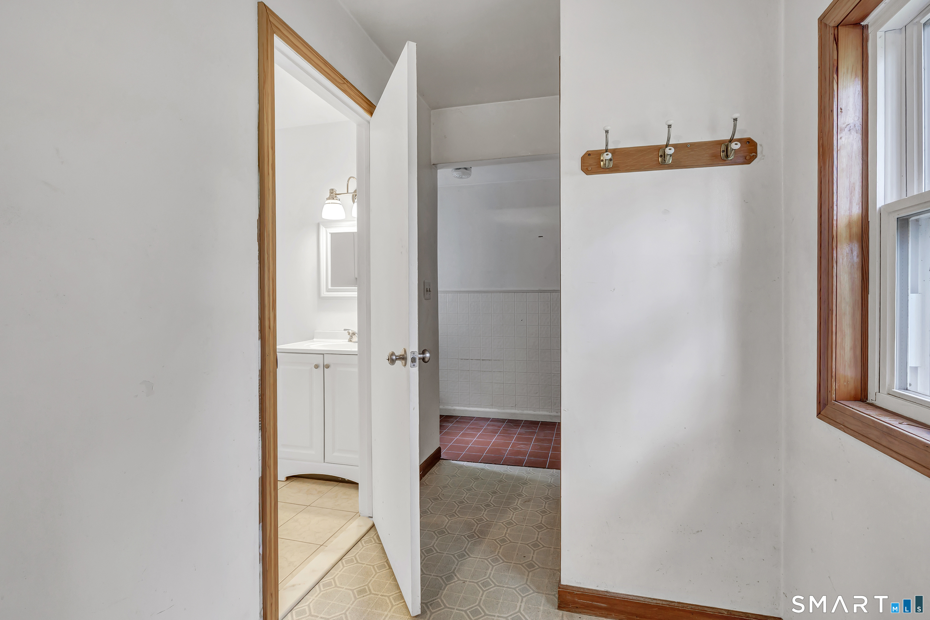 22 Tomlinson Road Seymour CT 06483