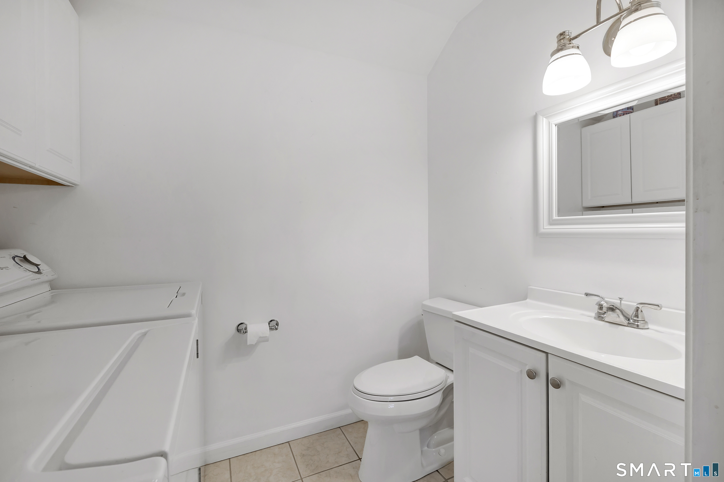 22 Tomlinson Road Seymour CT 06483
