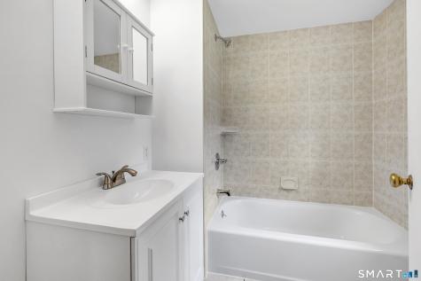 22 Tomlinson Road Seymour CT 06483