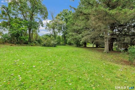 22 Tomlinson Road Seymour CT 06483