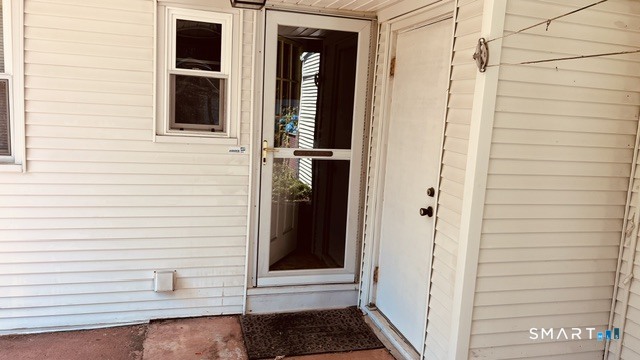 396 Garibaldi Avenue Stratford CT 06615