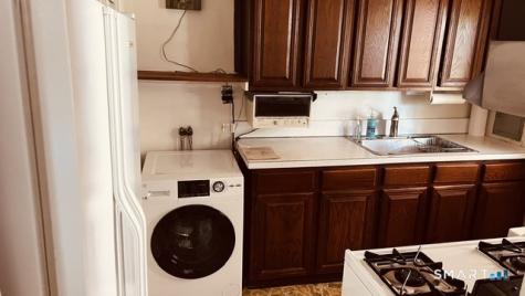 396 Garibaldi Avenue Stratford CT 06615