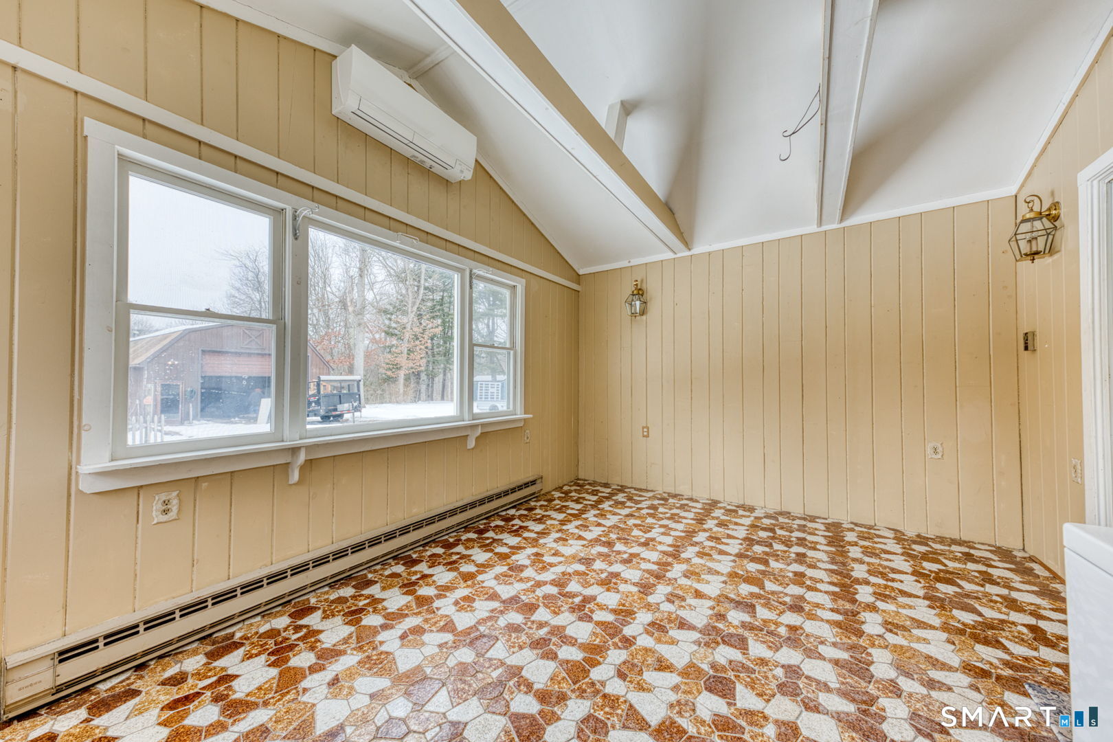 88 October Lane Southington CT 06479