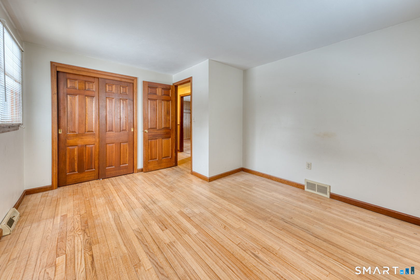 88 October Lane Southington CT 06479