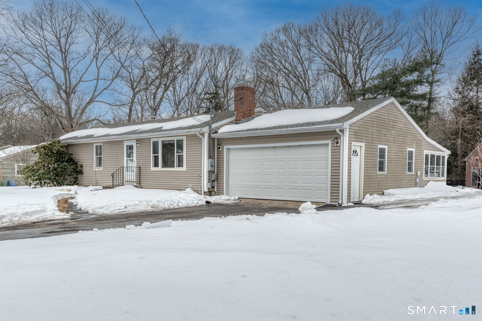 88 October Lane Southington CT 06479