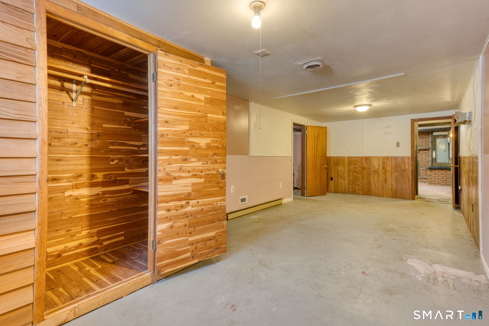 88 October Lane Southington CT 06479