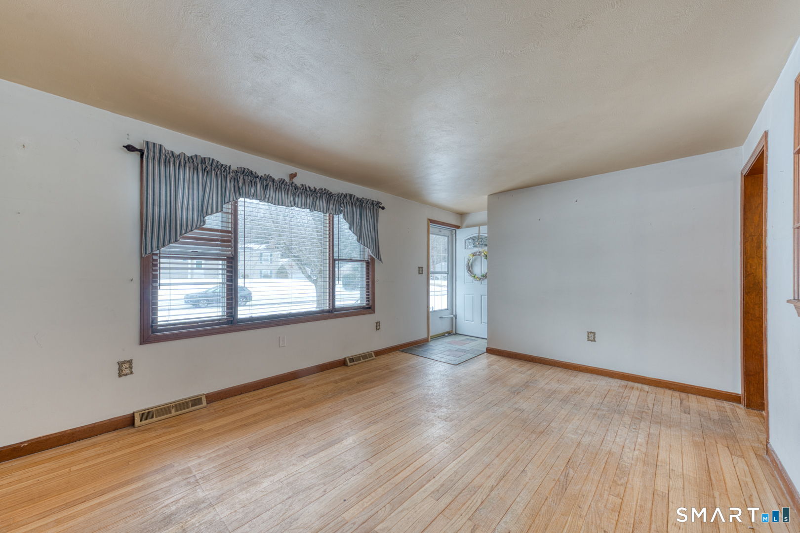 88 October Lane Southington CT 06479