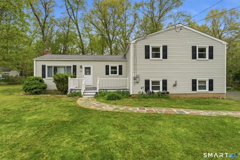 886 Overhill Drive Suffield CT 06078