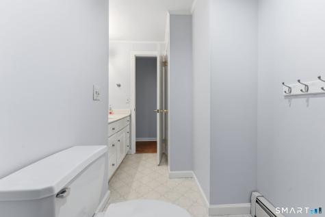 886 Overhill Drive Suffield CT 06078