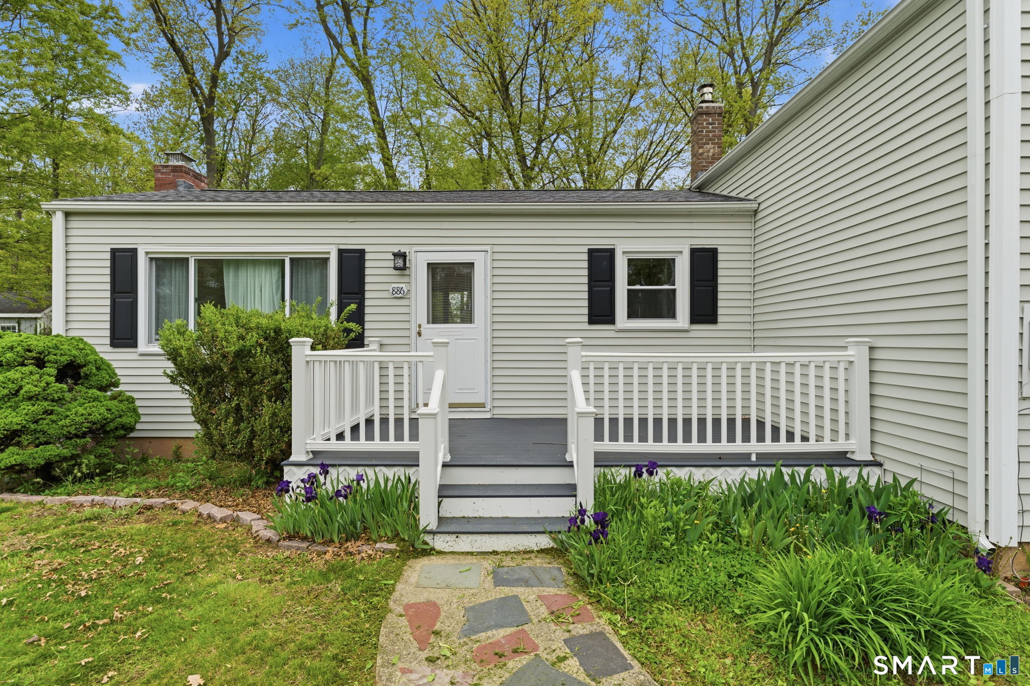 886 Overhill Drive Suffield CT 06078
