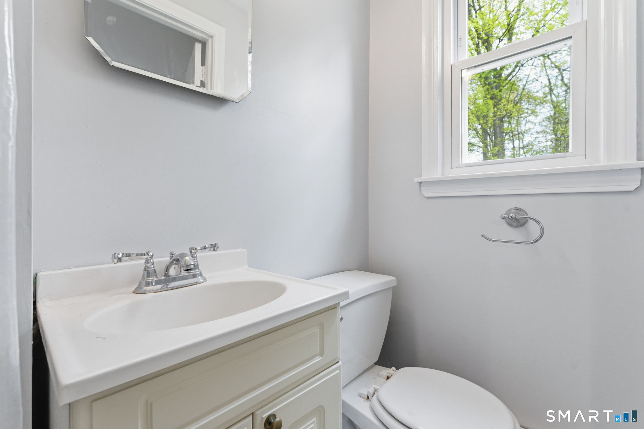 886 Overhill Drive Suffield CT 06078