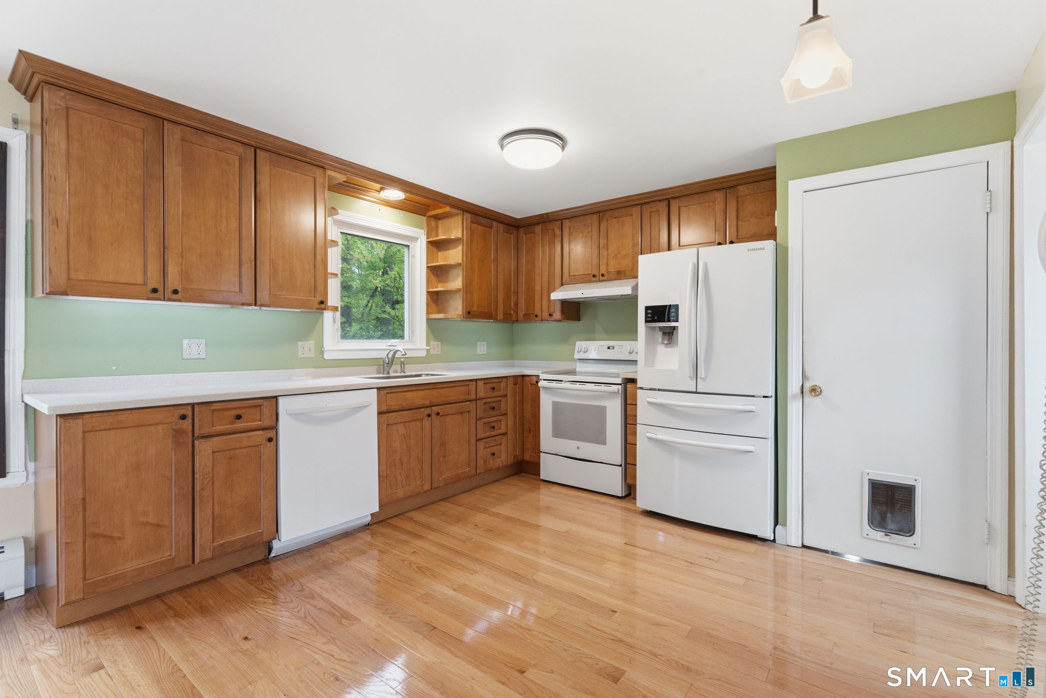 886 Overhill Drive Suffield CT 06078