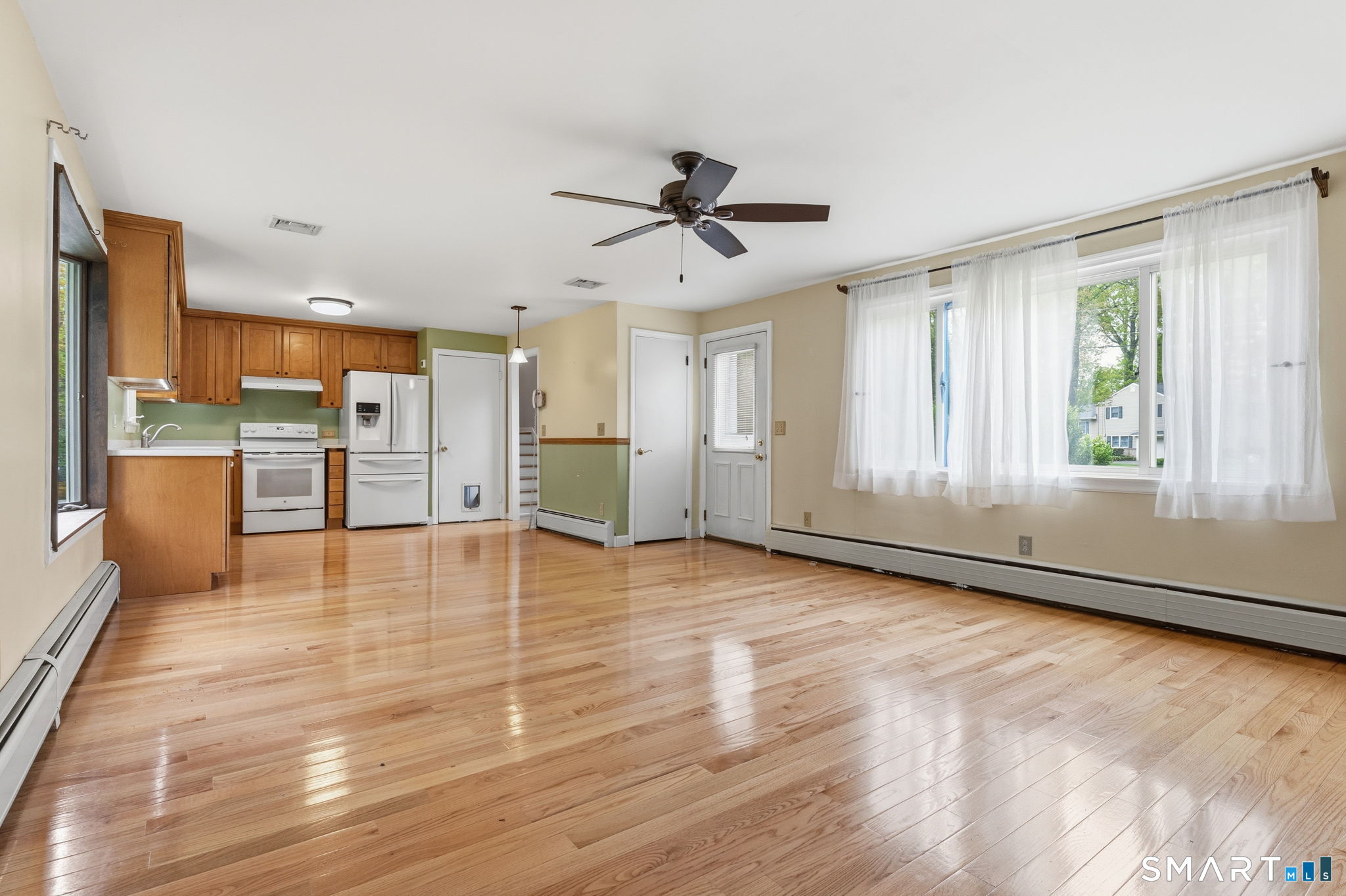 886 Overhill Drive Suffield CT 06078
