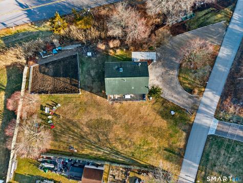 18 Noble Avenue Groton CT 06340