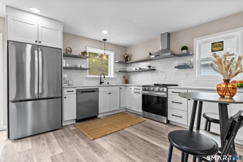25 Fall Mountain Terrace Plymouth CT 06786