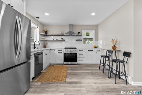 25 Fall Mountain Terrace Plymouth CT 06786