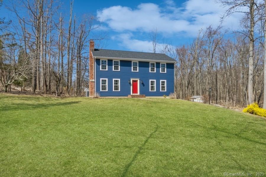 16 Milltown Road New Fairfield CT 06812
