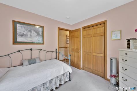 32 Kibbe Road Ellington CT 06029