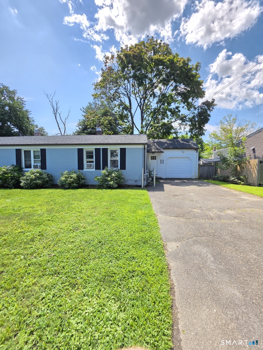 11 Knapps Park Drive Fairfield CT 06825