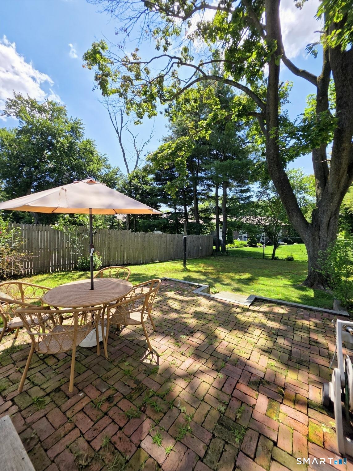 11 Knapps Park Drive Fairfield CT 06825