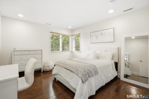299 Saugatuck Avenue Westport CT 06880