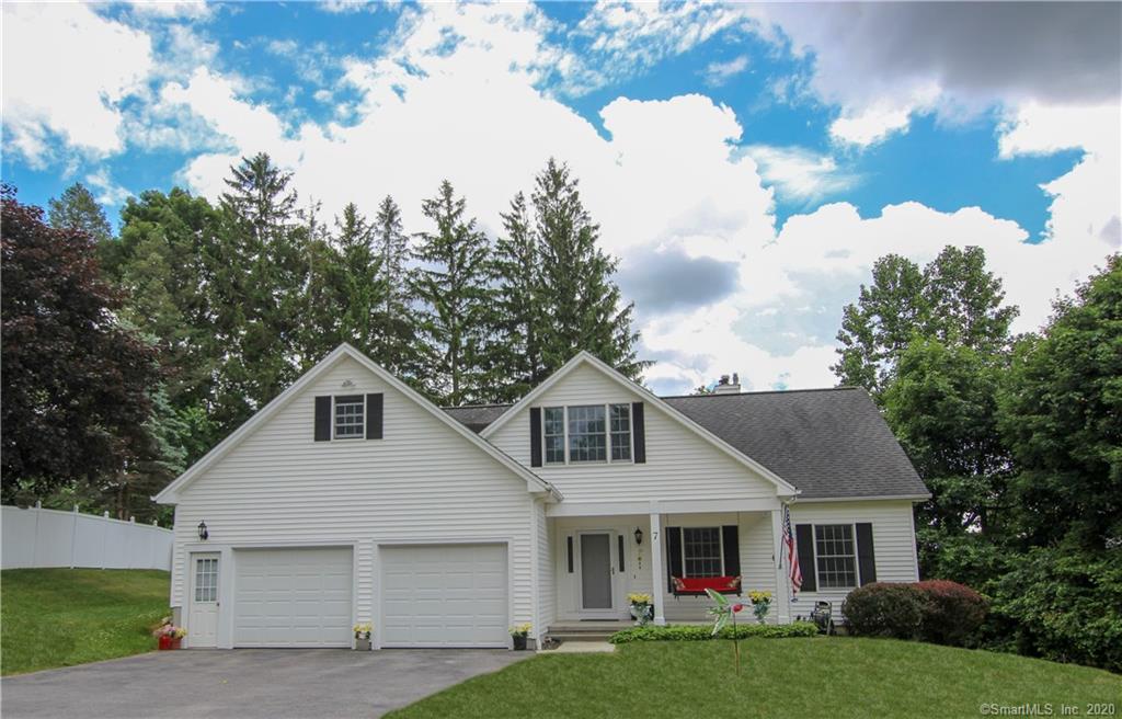 7 Kevin Drive Danbury CT 06811