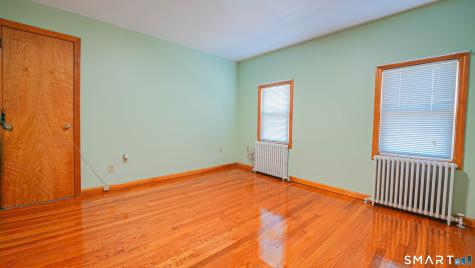 25 Richards Street West Haven CT 06516
